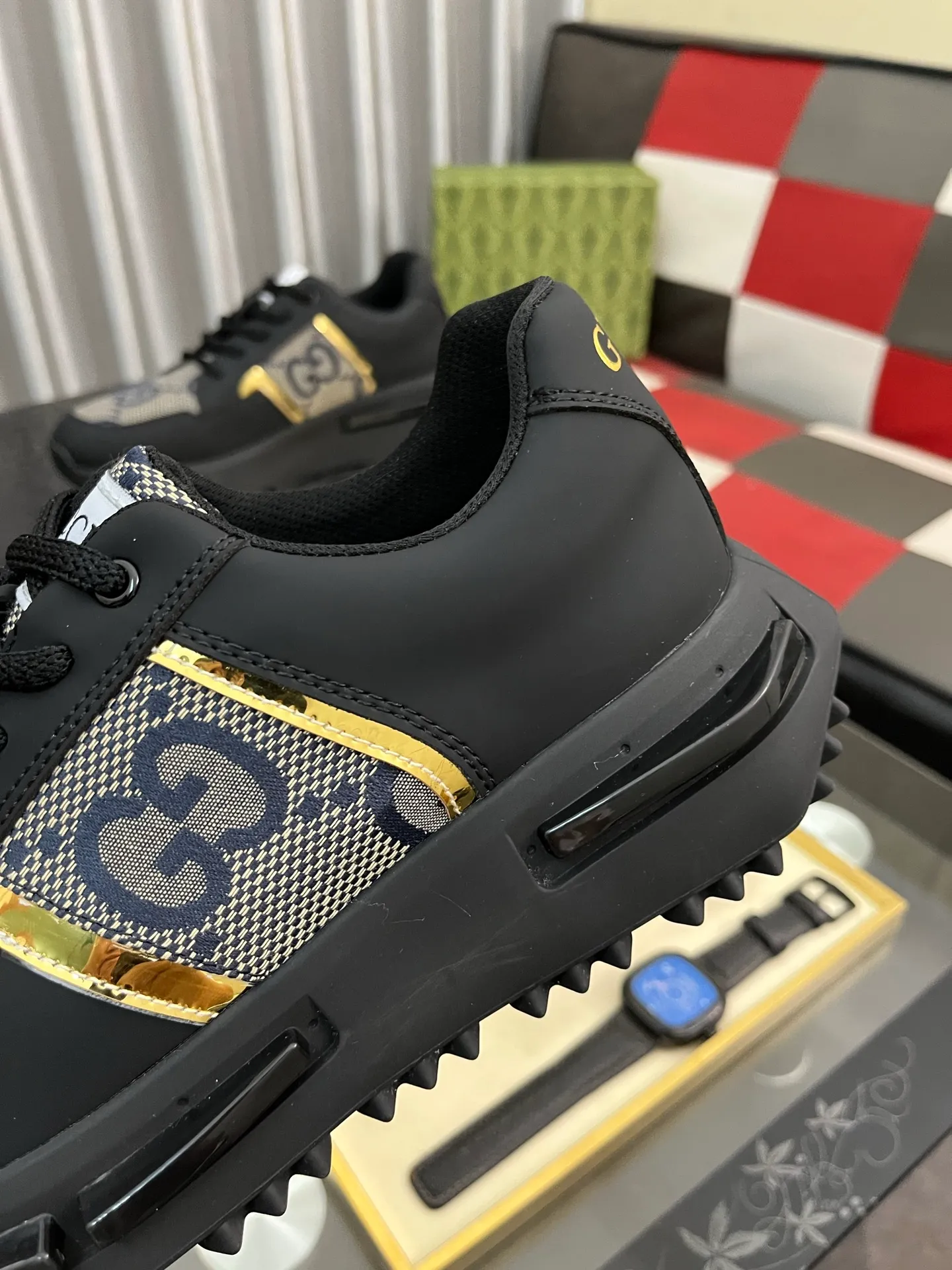 Men's Men's Shoes 💰458⌚️⌚️【GUCCI】Gucci men's latest white shoe series casual shoes! The official website is built 1:1. Upper: Made of imported cowhide, with electric embroidery ➕Inner lining: Made of high-quality first-layer pigskin, soft and comfortable. Picky material selection and exquisite workmanship give you the best enjoyment. Size: 38-44 yards, 4️⃣ colors available.